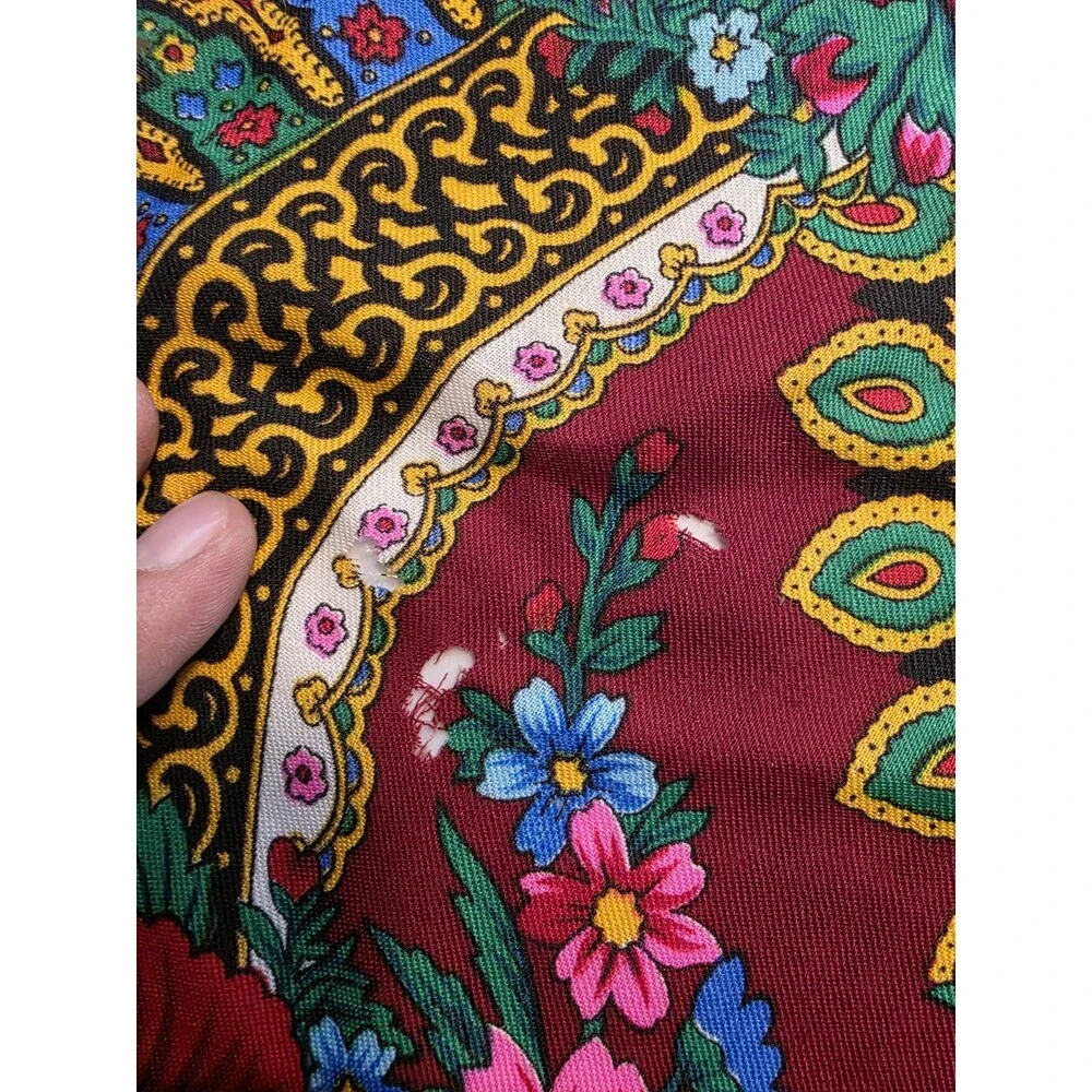 Vintage 100% Wool Floral Piano Shawl Burgundy Macrame Fringe Japan Fortune Telle